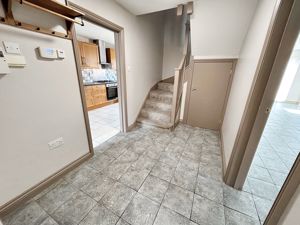 Entrance Hall- click for photo gallery